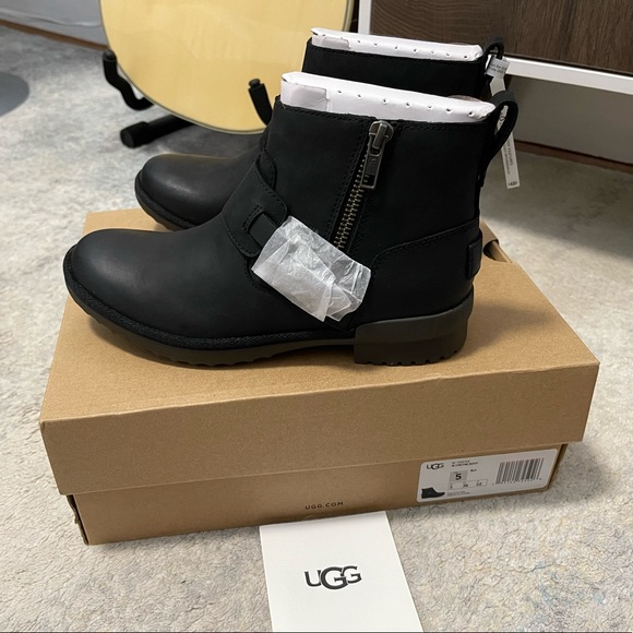 NIB Women’s Size 5 (Euro Sz 36) UGG Cheyne Zipper & Buckle Leather Ankle Boots - Picture 3 of 13